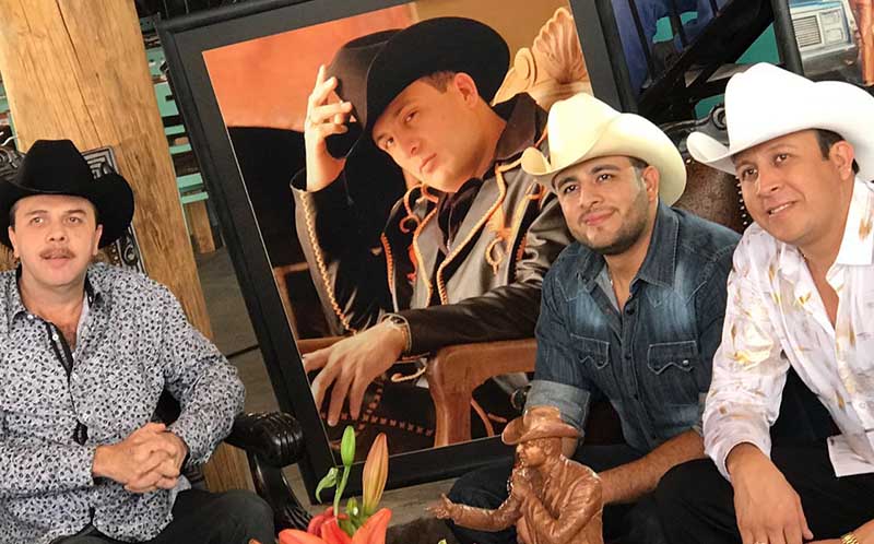 Lanzan Añoranza álbum Tributo A Valentín Elizalde Radio Turquesa