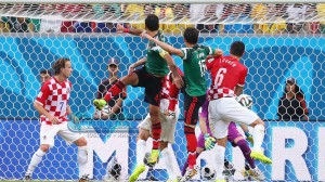 goles de mexico en brasil 2014